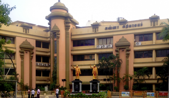 திமுக கட்டமைப்பில் அதிரடி மாற்றம்: 9 முக்கிய தீர்மானங்கள் நிறைவேற்றம்!